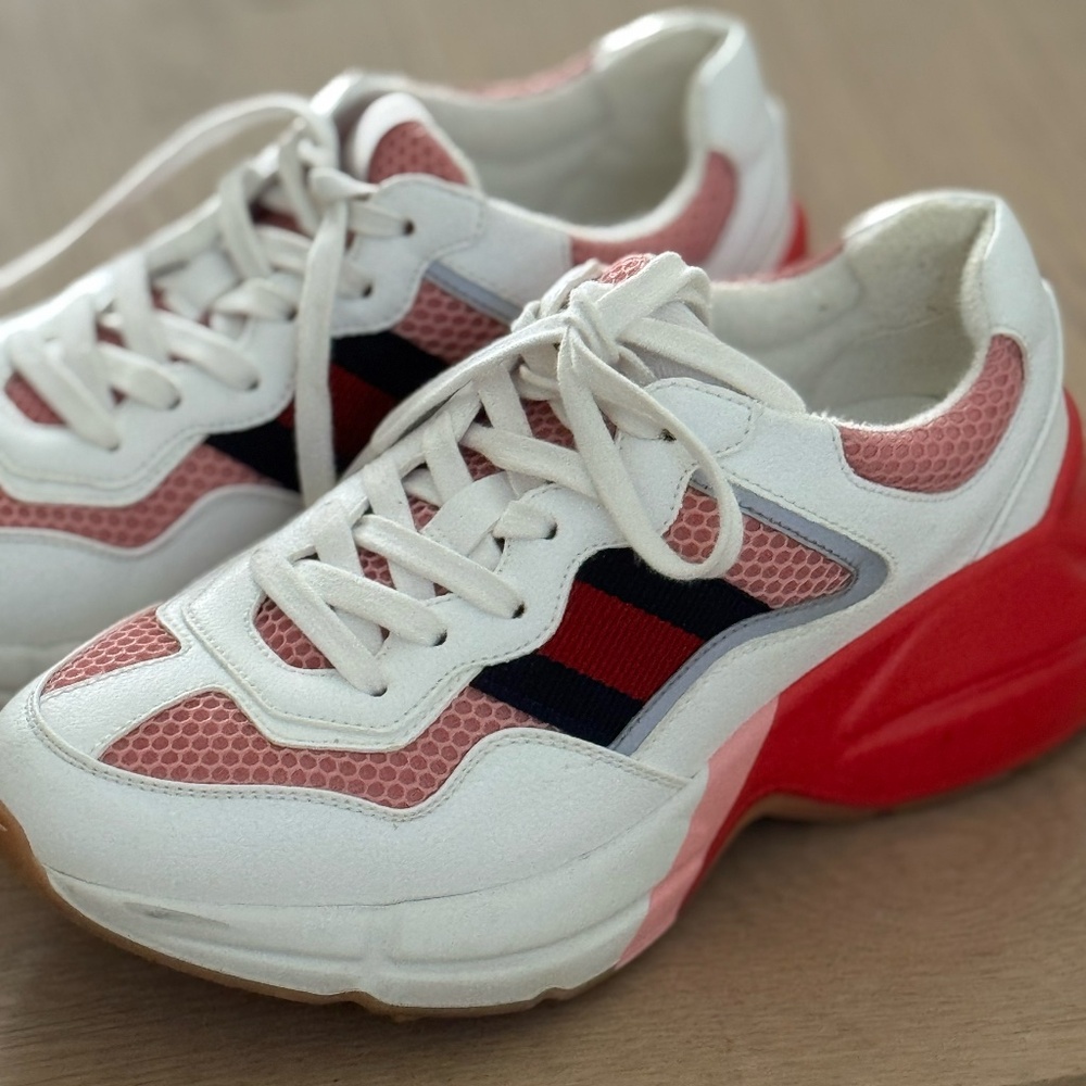 Gucci Sneakers (Authentic)!